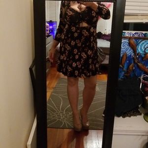 Forever 21 Floral Peekaboo Dress